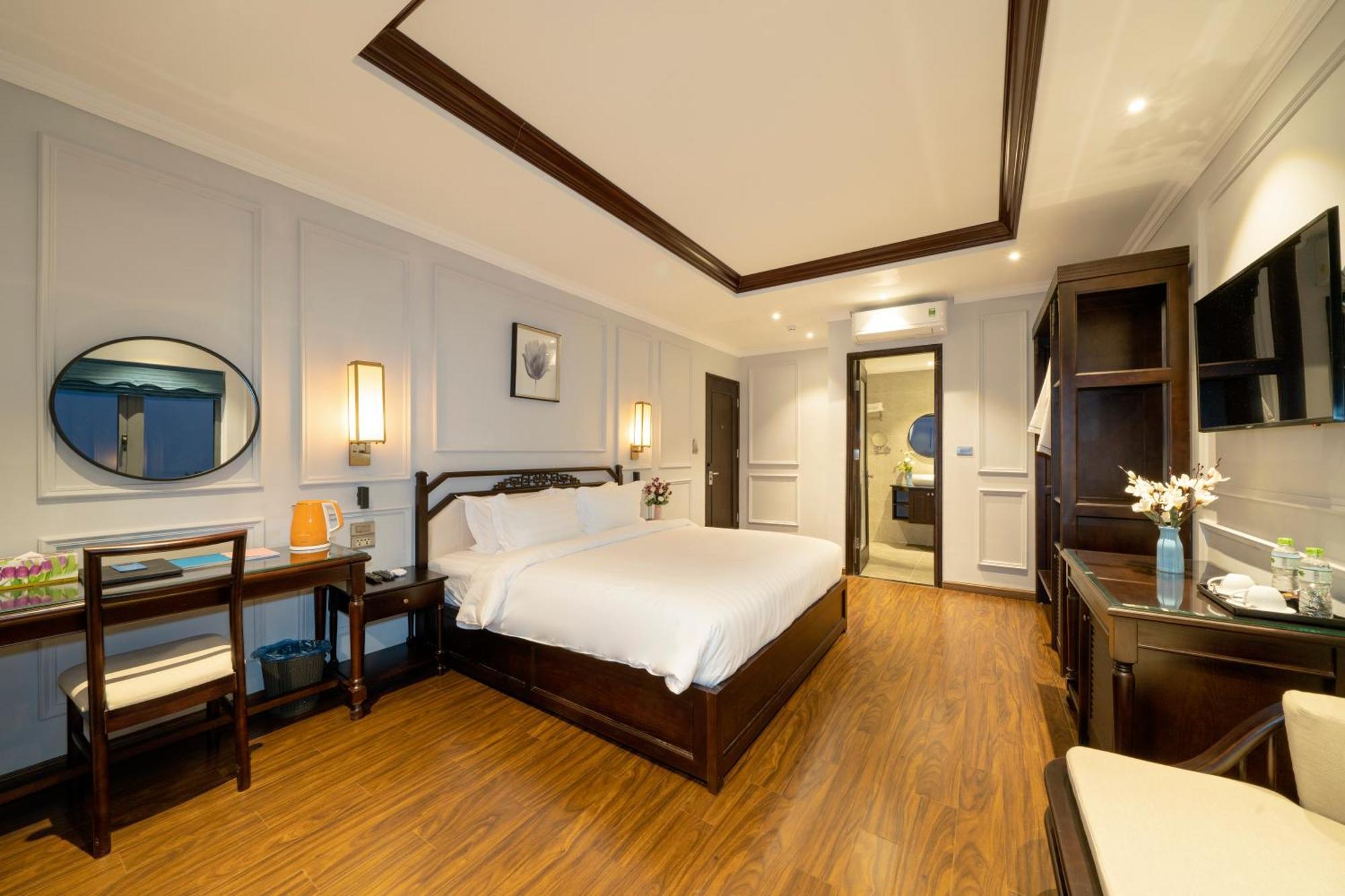 Eco Lux Riverside Hotel & Spa Hoi An Exterior photo