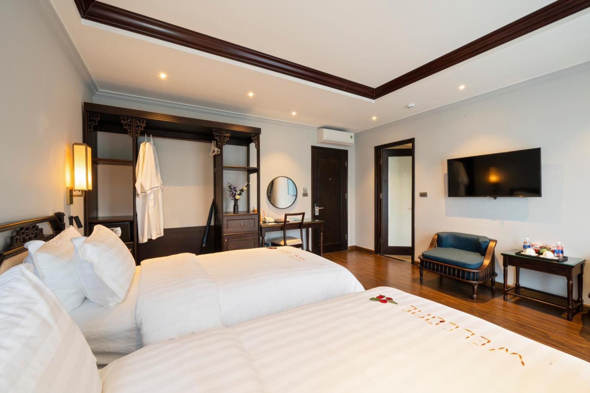 Eco Lux Riverside Hotel & Spa Hoi An Exterior photo