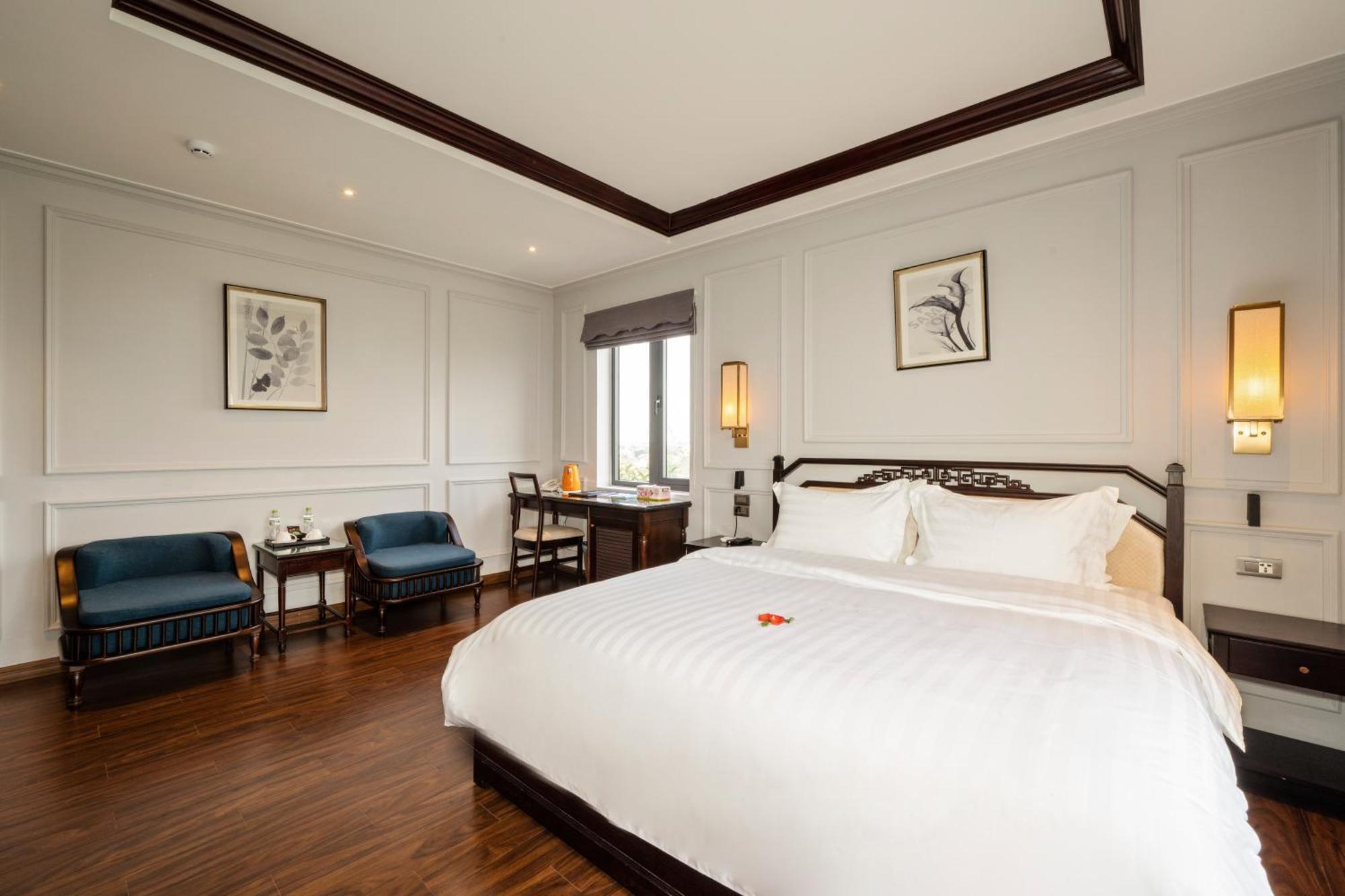 Eco Lux Riverside Hotel & Spa Hoi An Exterior photo