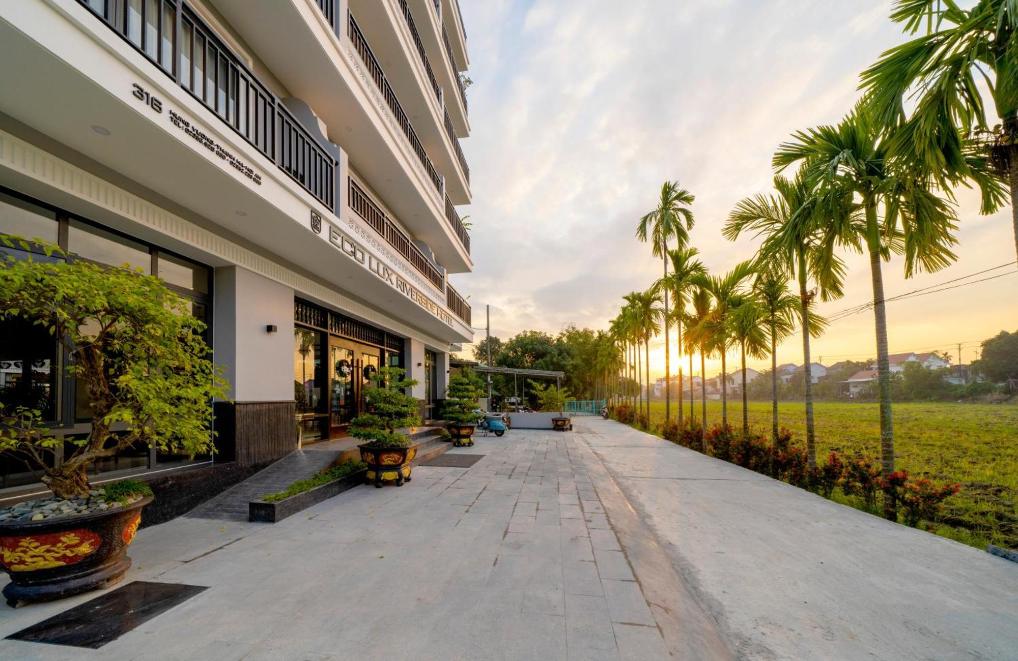 Eco Lux Riverside Hotel & Spa Hoi An Exterior photo