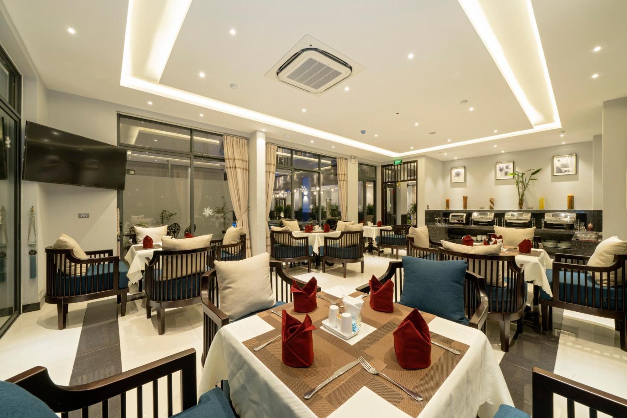 Eco Lux Riverside Hotel & Spa Hoi An Exterior photo